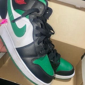 pine green jordan one mids